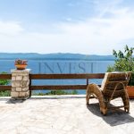 BOL - JEDINSTVENA KAMENA KUĆA S APARTMANIMA